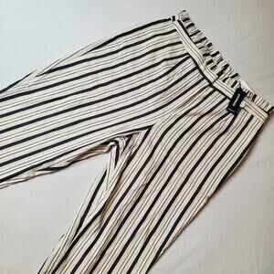 Express Women's Size 8 NWT Paperbag High Rise Ankle Pants Striped